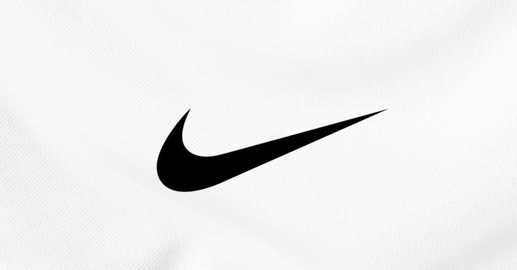 Top 5 Fashion and Clothes Brands Logos and Why They Work